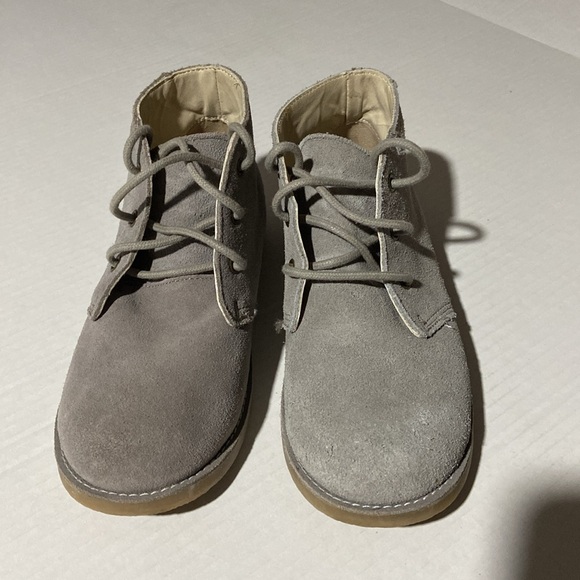 Skechers Leather Chuka Boots Kids Size 2 - Picture 2 of 7